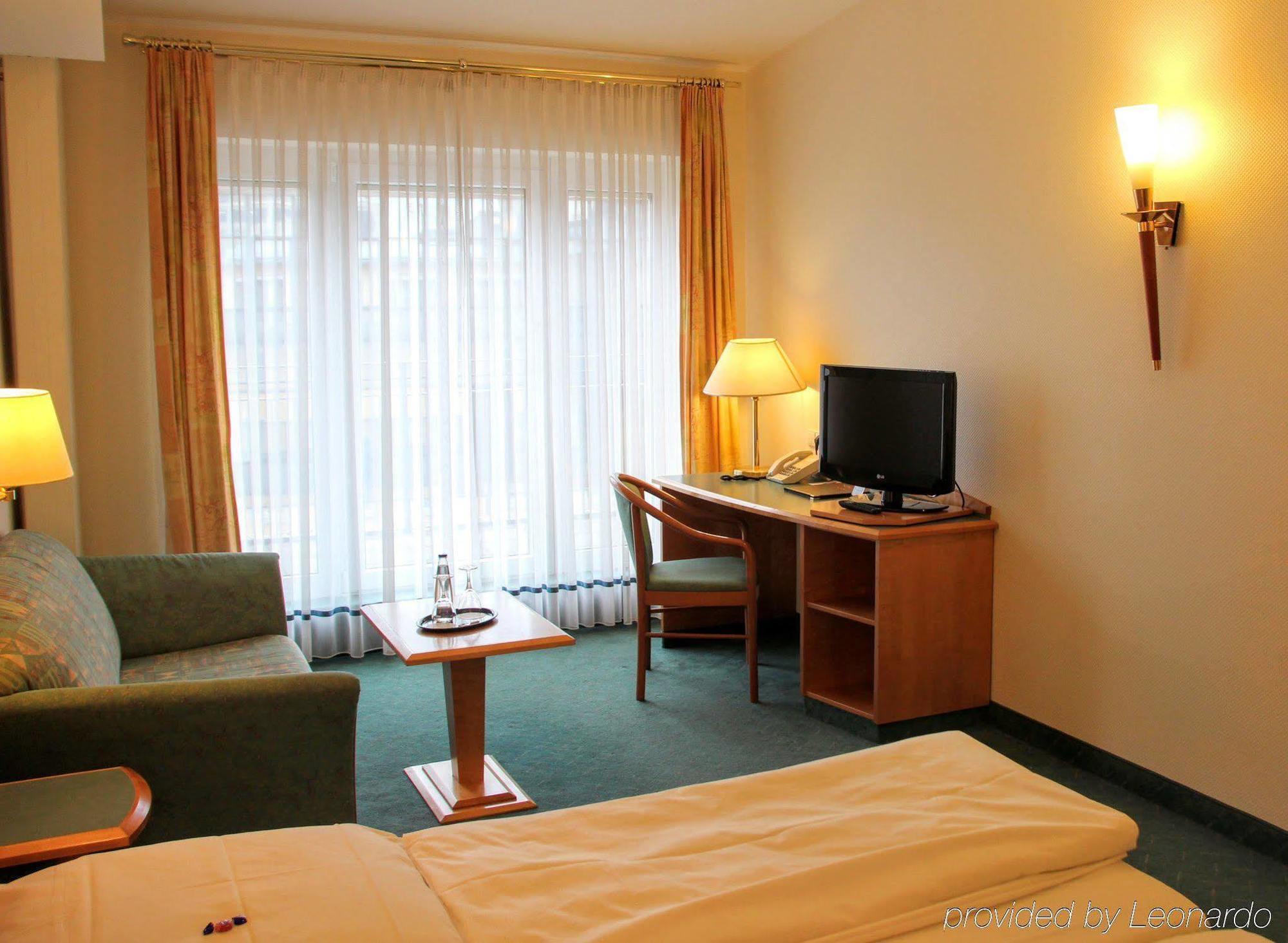 Daniel 3* Munich